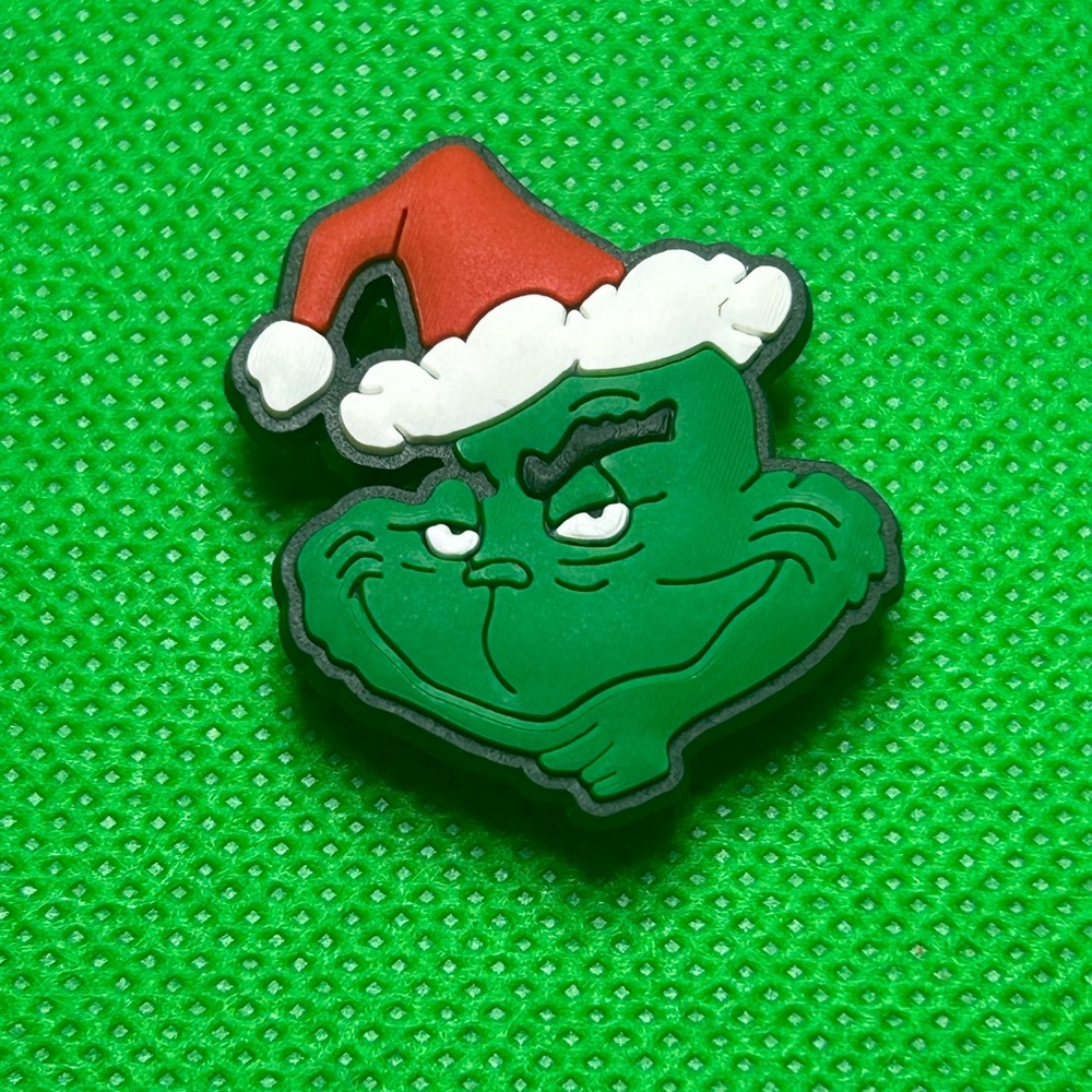 🌼 (5/$10 or 10/$15) NEW “Grinch Christmas” Fun Croc Shoe Charm Collection